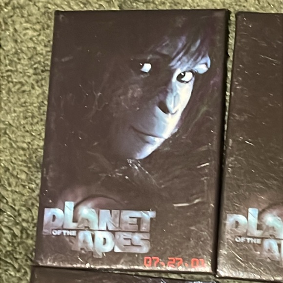 Planet of the Apes (2001) promo buttons - Set of 6 - Great Shape! - Picture 2 of 10